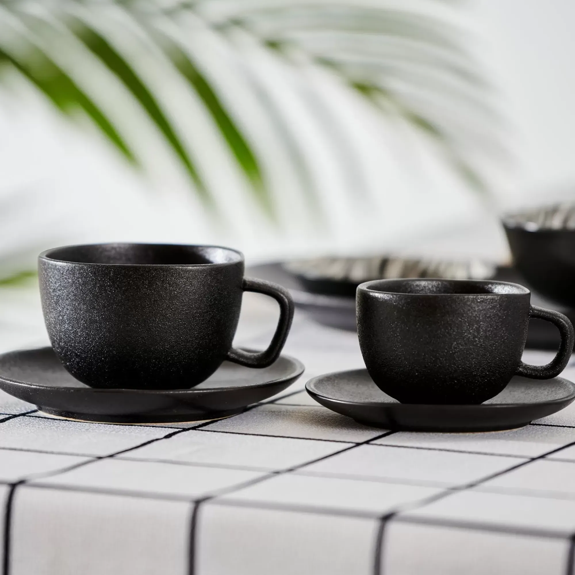 CASA Magma Taza Y Plato Tacita Negro Shop