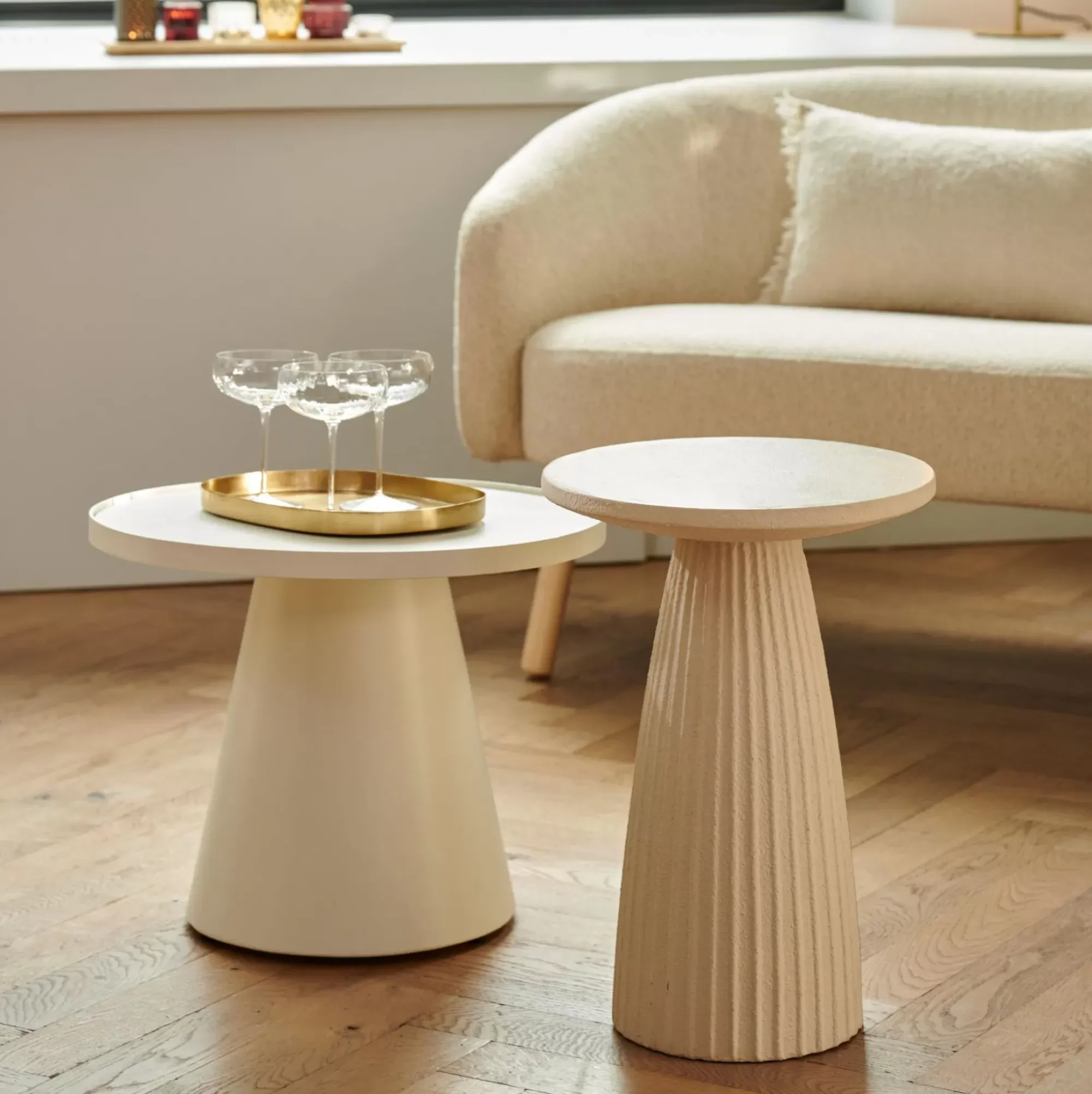 CASA Taylor Mesa Auxiliar Arena Fashion