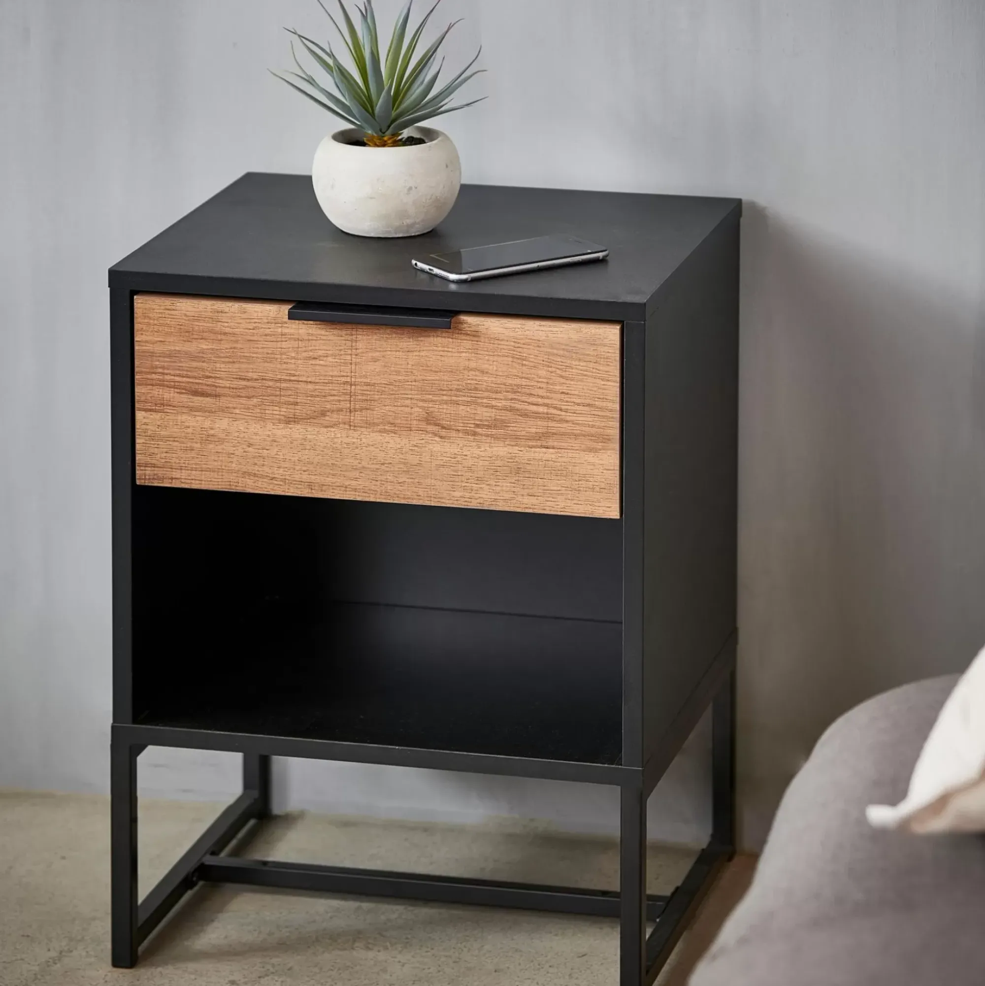 CASA Trenton Mesilla De Noche Negro, Natural Sale